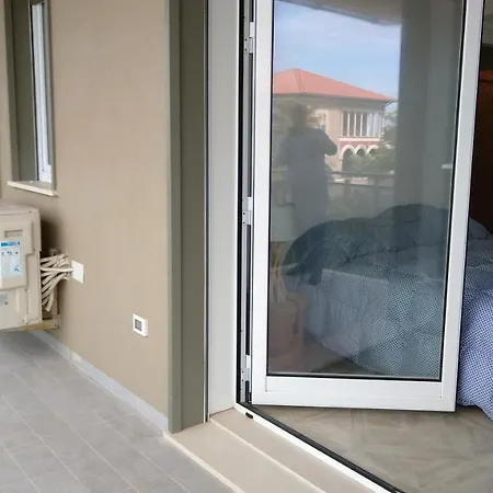 Viale Primo Vere Apartment *