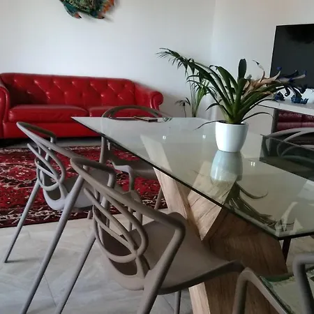 Viale Primo Vere Apartment Pescara