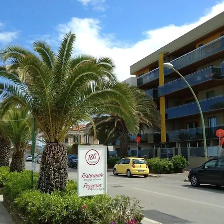 Apartment Viale Primo Vere
